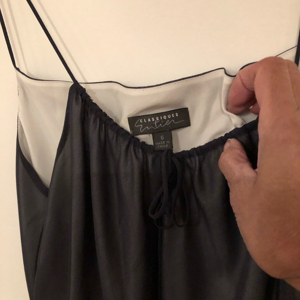 Light slip Dress - Picture 2 of 3